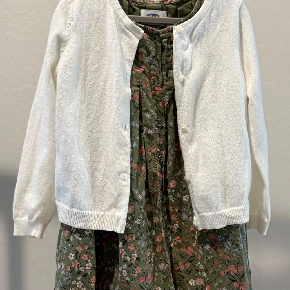 Dress - Picture 3 of 5